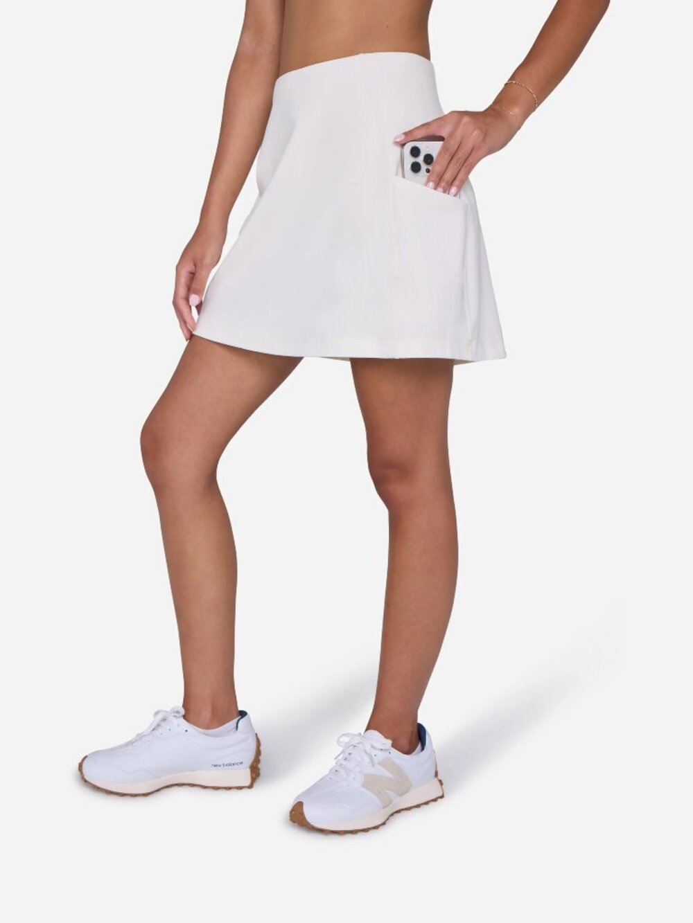 Bad Birdie Women's Tour Straight Golf Skort White Size M NWT Tennis Pickleball - Picture 2 of 13
